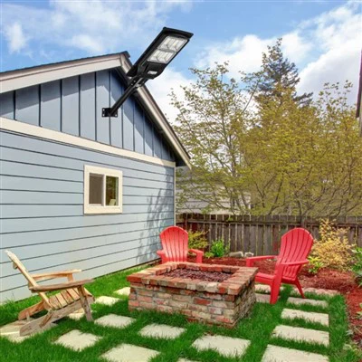 Đèn bãi đậu xe năng lượng mặt trời